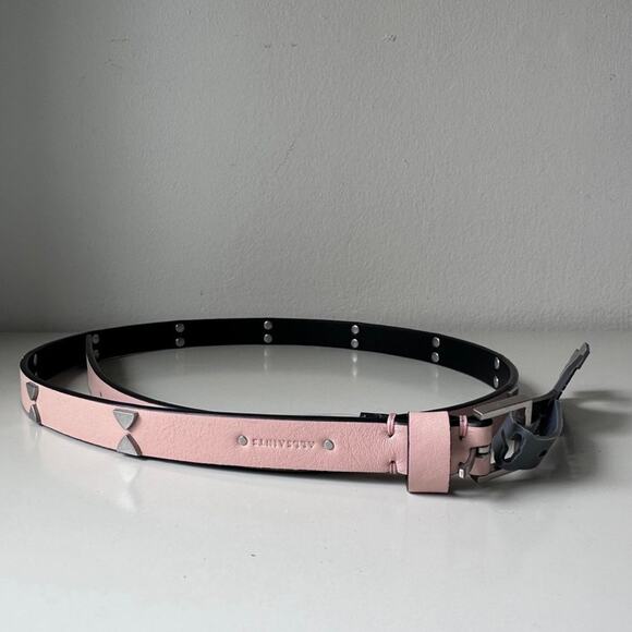 NWT ALLSAINTS light pink leather belt with triangle stud accents size S - Picture 2 of 10